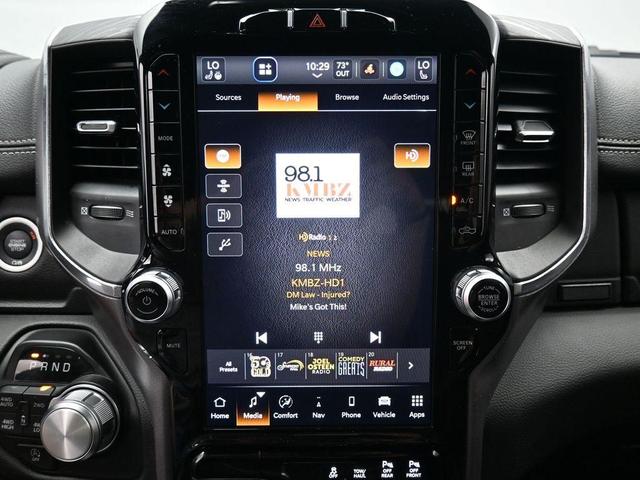 Photo of 2023 Diamond Black Crystal Pearlcoat RAM 1500