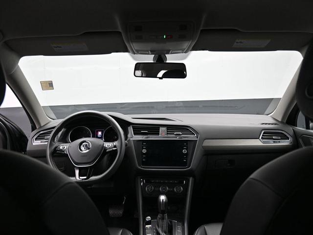 Photo of 2021 Platinum Gray Metallic Volkswagen Tiguan
