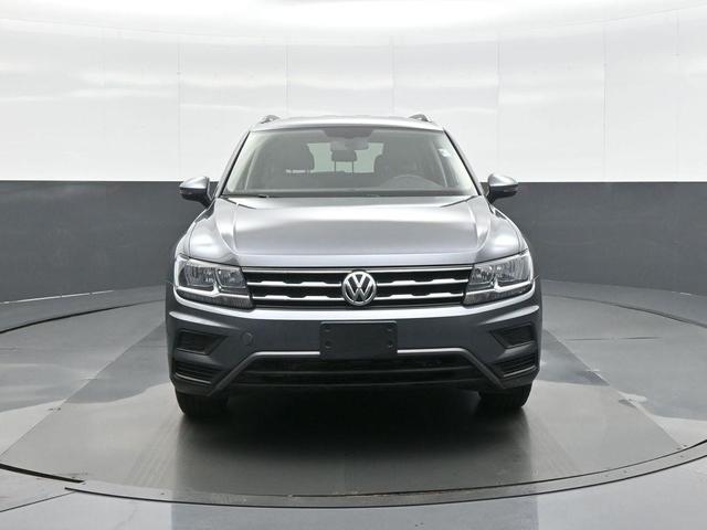 Photo of 2021 Platinum Gray Metallic Volkswagen Tiguan