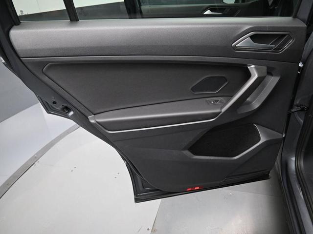 Photo of 2021 Platinum Gray Metallic Volkswagen Tiguan