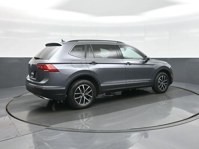 Photo of 2021 Platinum Gray Metallic Volkswagen Tiguan