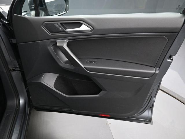 Photo of 2021 Platinum Gray Metallic Volkswagen Tiguan