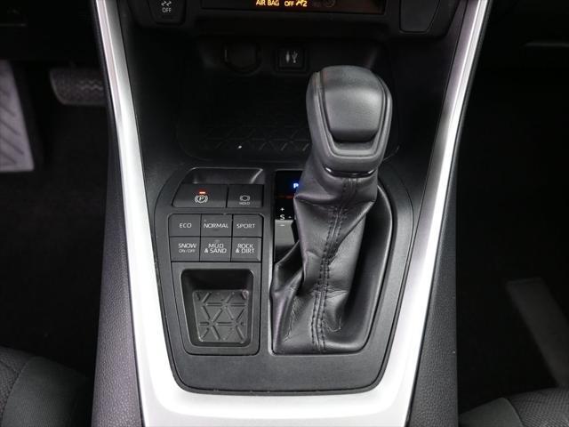 Photo of 2019 Midnight Black Metallic Toyota RAV4