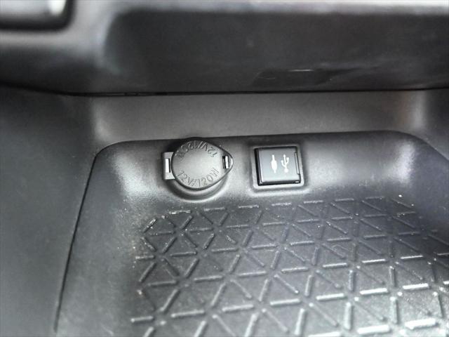 Photo of 2019 Midnight Black Metallic Toyota RAV4
