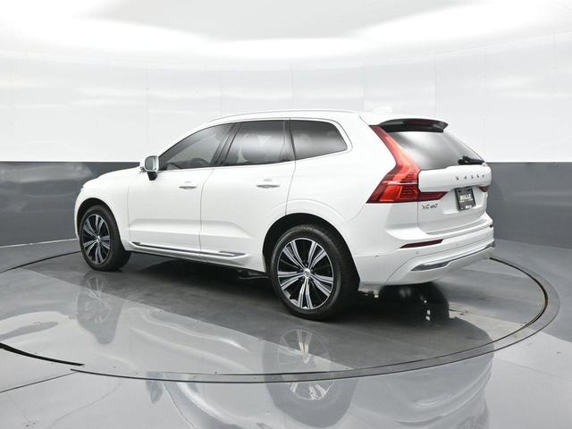 Photo of 2023 Crystal White Volvo XC60