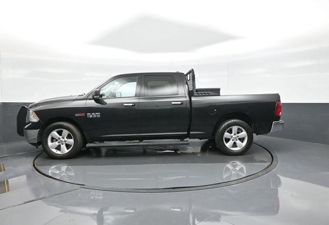 Photo of 2015 Brilliant Black Clearcoat RAM 1500