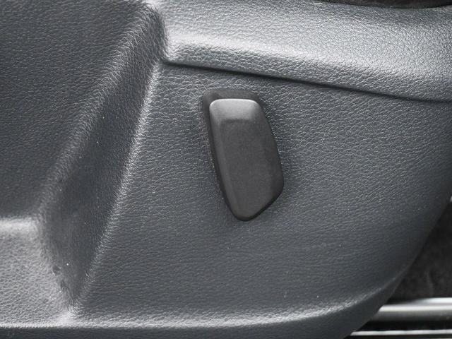 Photo of 2014 Pure White Volkswagen Tiguan