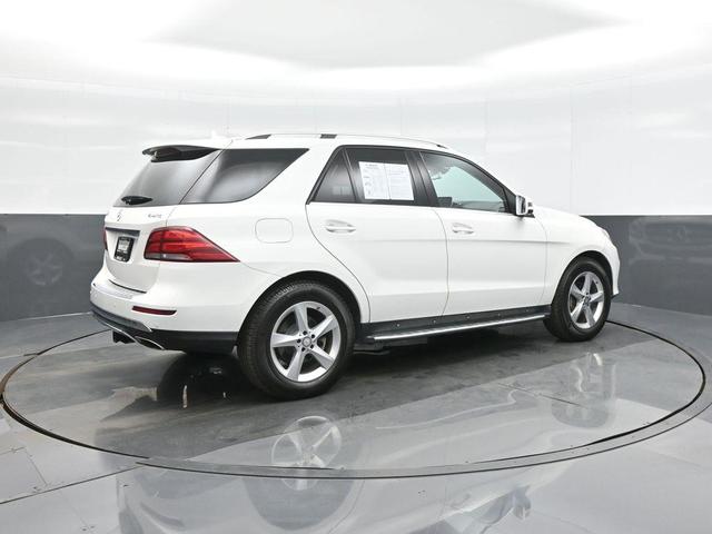 Photo of 2016 designo Diamond White Metallic Mercedes-Benz GLE-Class