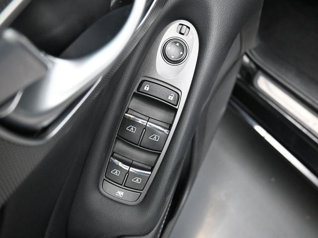 Photo of 2015 Black Obsidian INFINITI Q50