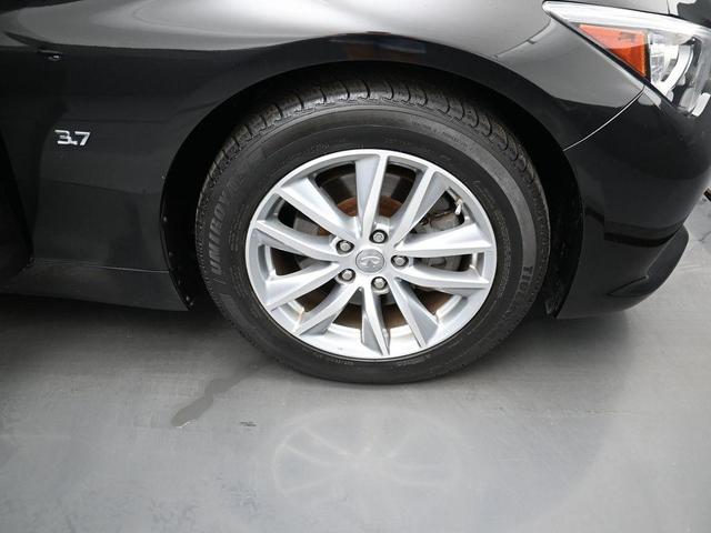 Photo of 2015 Black Obsidian INFINITI Q50