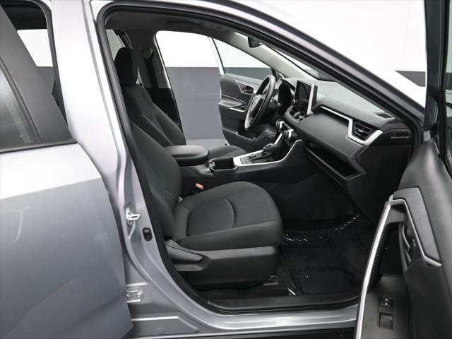 Photo of 2024 Silver Sky Toyota RAV4 Hybrid