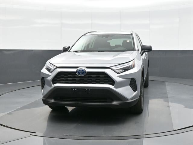 Photo of 2024 Silver Sky Toyota RAV4 Hybrid