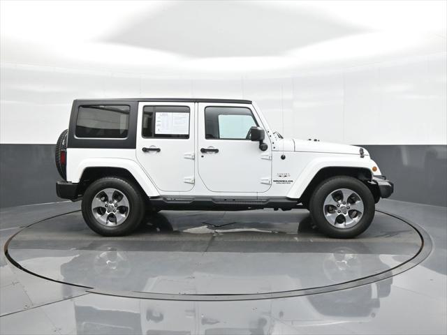 Photo of 2017 Bright White Clearcoat Jeep Wrangler Unlimited