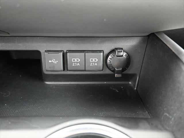 Photo of 2020 Magnetic Gray Metallic Toyota Highlander Hybrid
