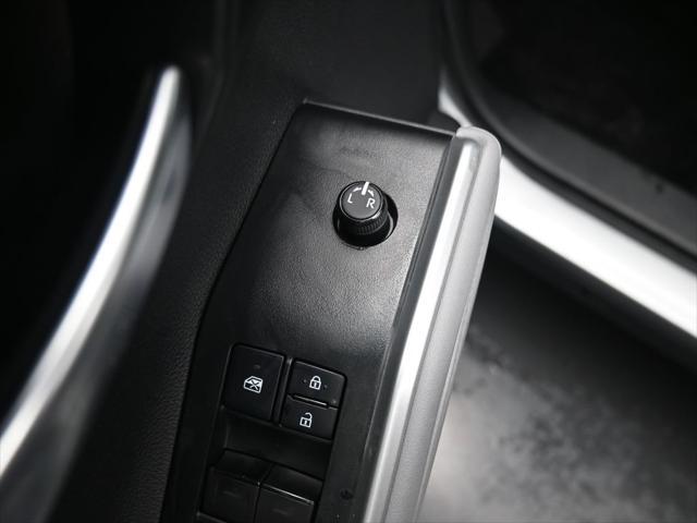 Photo of 2021 Celestial Silver Metallic Toyota Highlander