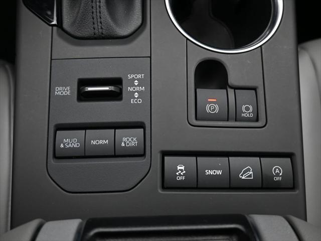 Photo of 2021 Celestial Silver Metallic Toyota Highlander