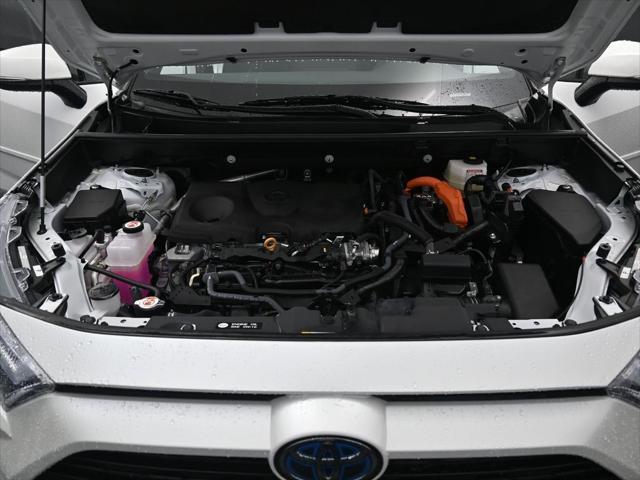Photo of 2024 Pearl Toyota RAV4 Hybrid