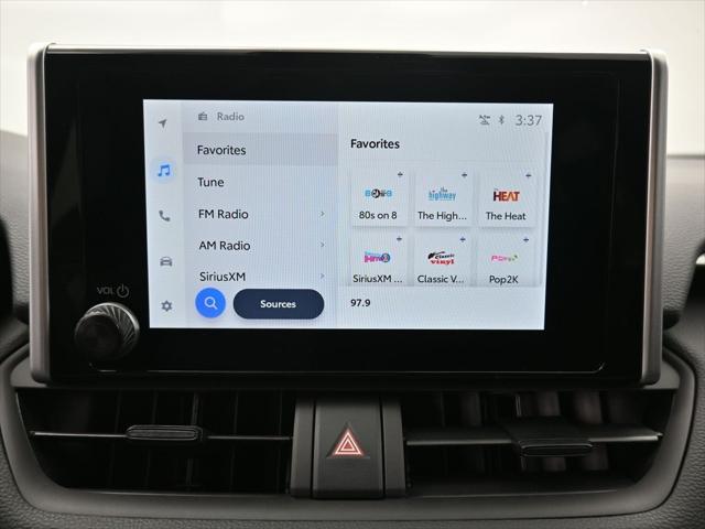 Photo of 2024 Pearl Toyota RAV4 Hybrid