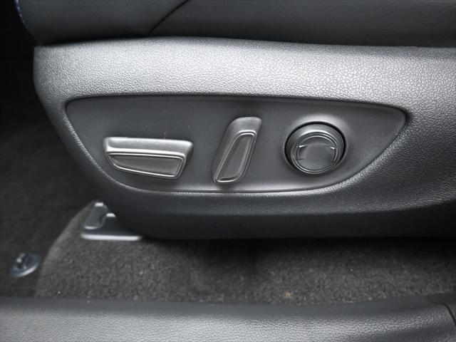 Photo of 2023 Pearl Toyota RAV4 Hybrid