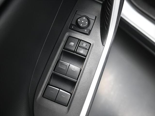 Photo of 2023 Pearl Toyota RAV4 Hybrid