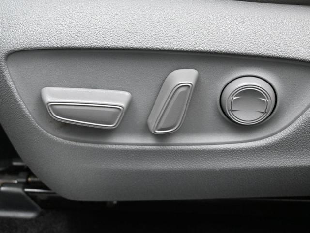 Photo of 2022 Magnetic Gray Metallic Toyota Highlander Hybrid