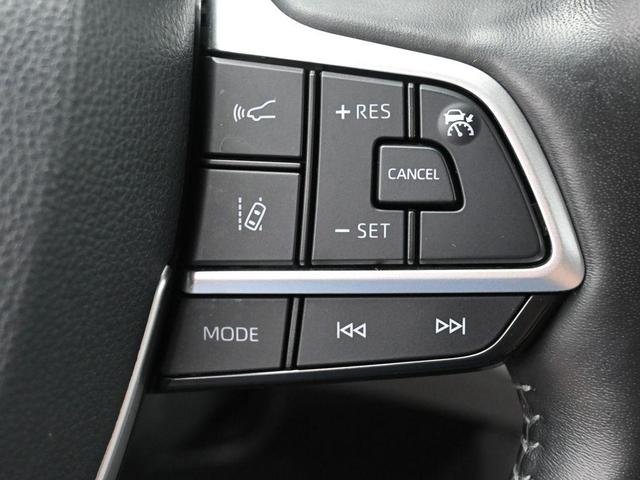 Photo of 2022 Magnetic Gray Metallic Toyota Highlander Hybrid
