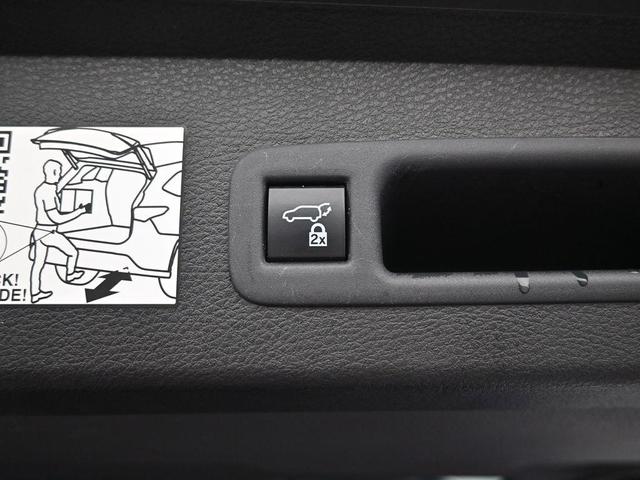 Photo of 2023 Predawn Gray Mica Toyota Sienna