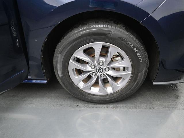 Photo of 2023 Predawn Gray Mica Toyota Sienna