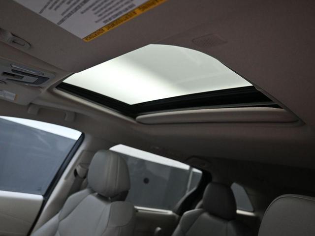 Photo of 2023 Predawn Gray Mica Toyota Sienna