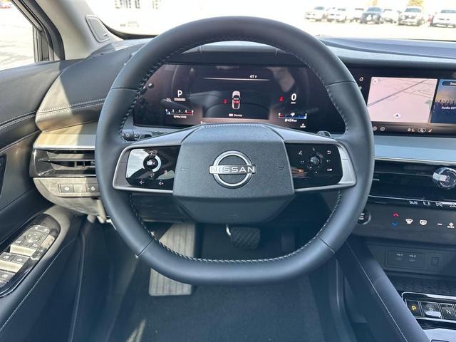 Photo of 2025 Brilliant Silver Metallic Nissan Murano