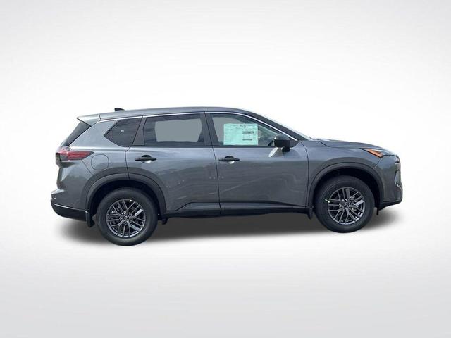 Photo of 2026 Gun Metallic Nissan Rogue