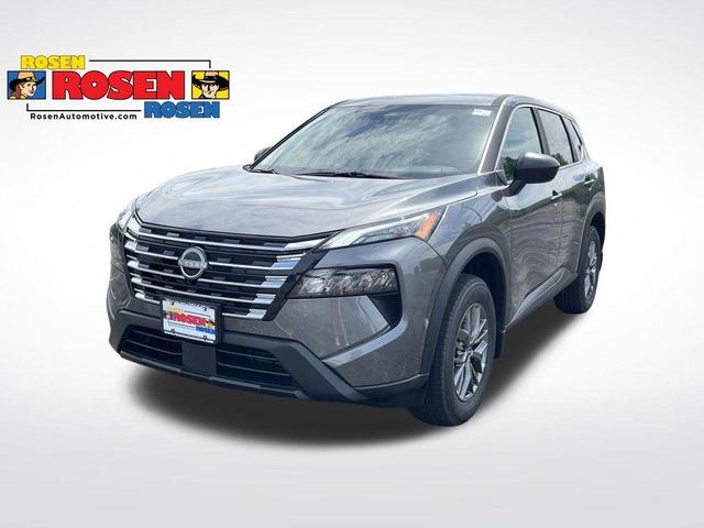 Photo of 2026 Gun Metallic Nissan Rogue
