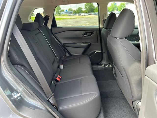 Photo of 2026 Gun Metallic Nissan Rogue