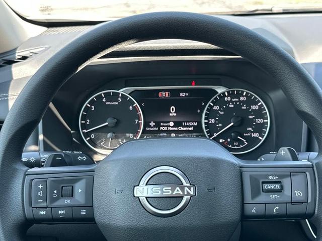 Photo of 2026 Glacier White Nissan Rogue