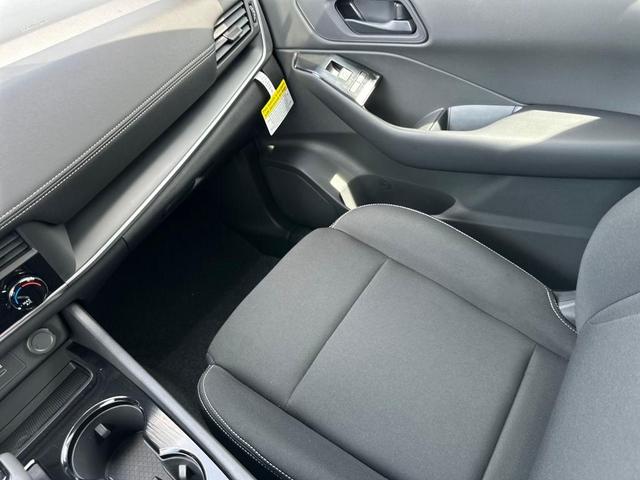 Photo of 2026 Gun Metallic Nissan Rogue