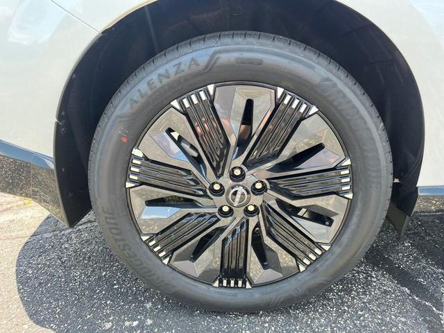 Photo of 2025 Everest White P Nissan Murano