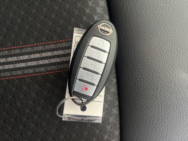 Photo of 2025 Black Nissan Altima