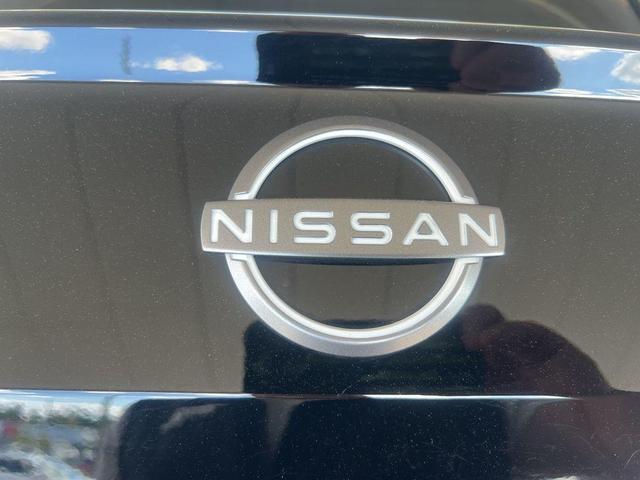 Photo of 2025 Black Nissan Altima