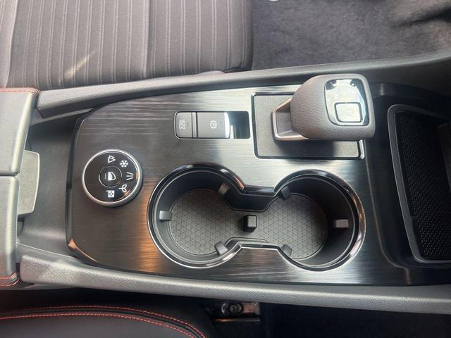 Photo of 2025 Everest White P Nissan Rogue