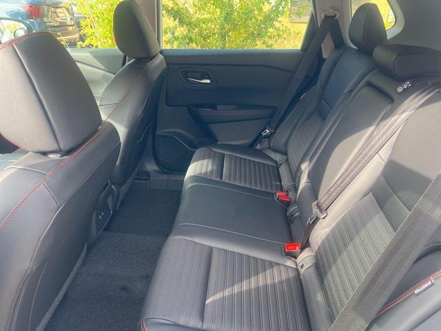 Photo of 2025 Everest White P Nissan Rogue