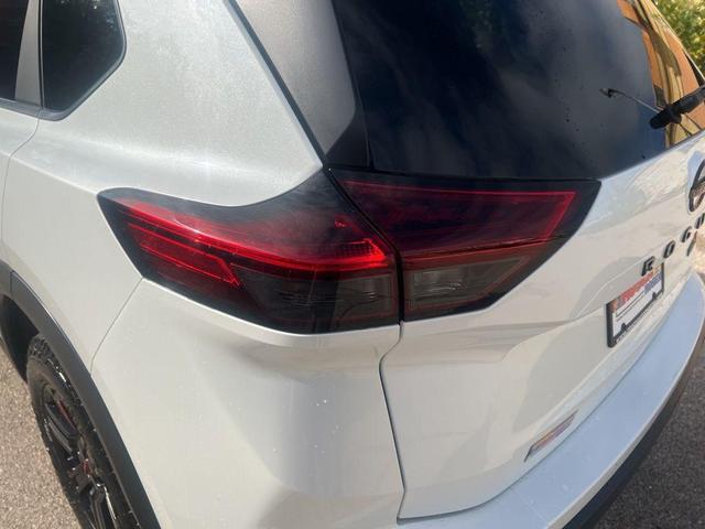 Photo of 2025 Everest White P Nissan Rogue