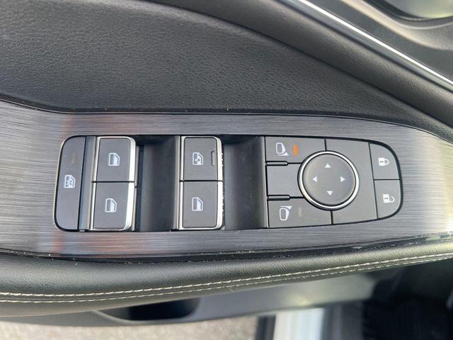 Photo of 2024 Everest White P Nissan Rogue