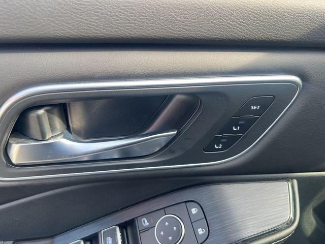 Photo of 2024 Everest White P Nissan Rogue