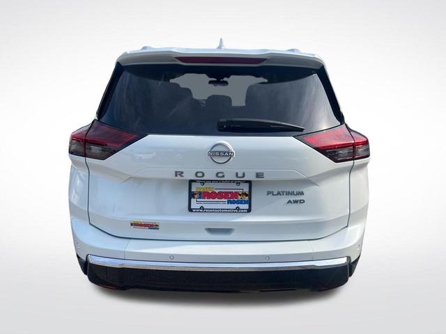 Photo of 2024 Everest White P Nissan Rogue