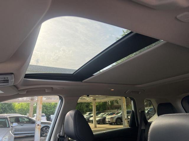 Photo of 2024 Everest White P Nissan Rogue