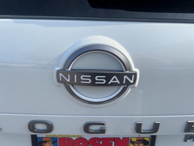 Photo of 2024 Everest White P Nissan Rogue