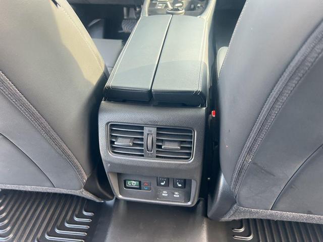 Photo of 2024 Everest White P Nissan Rogue