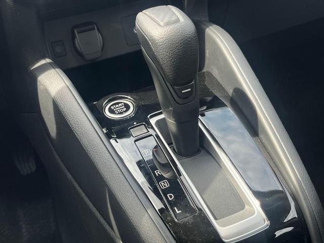Photo of 2025 Gun Metallic Nissan Versa