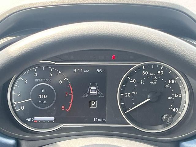 Photo of 2025 Gun Metallic Nissan Versa
