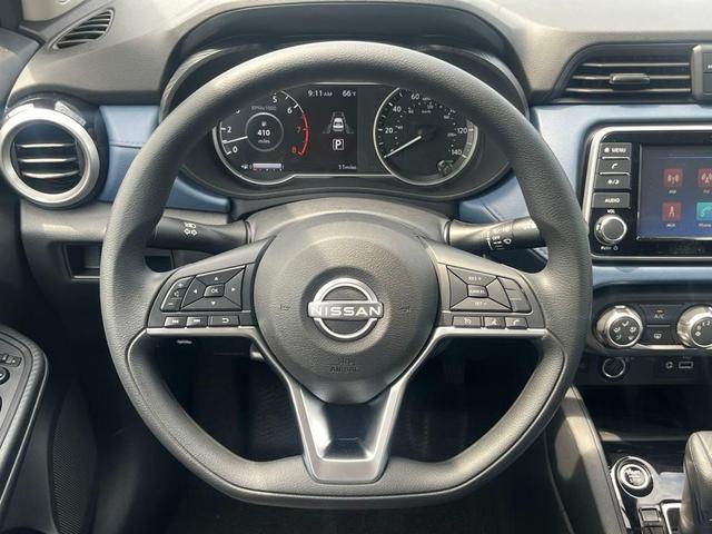 Photo of 2025 Gun Metallic Nissan Versa